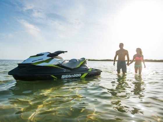 motos de agua en pareja