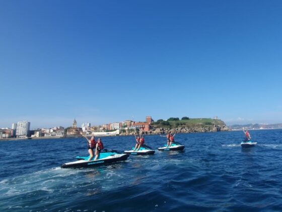 gijón desde una moto de agua
